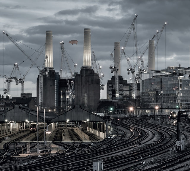 This LP Vinyl is brand new.Format: LP VinylMusic Style: Prog RockThis item's title is: Animals (2018 Remix) (180G/LP/CD/Blu-Ray/DVD)Artist: Pink FloydLabel: PINK FLOYD RECORDS / LEGACYBarcode: 190758768717Release Date: 10/7/2022