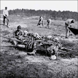 This LP Vinyl is brand new.Format: LP VinylMusic Style: Country RockThis item's title is: Leaving The CommonwealthArtist: D. Charles & Helix SpeerLabel: THRILL JOCKEY RECORDSBarcode: 790377026412Release Date: 4/12/2011